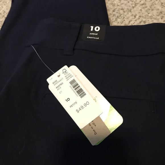 NWT Reitmans Pull on Pants - Picture 5 of 9